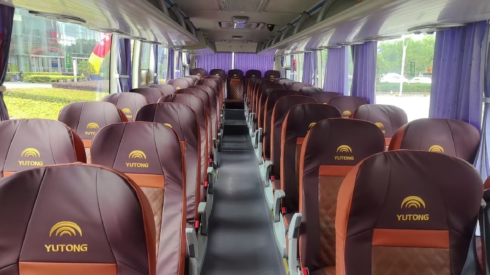 退一步的修养：从南京街头一幕看专业租车公司服务的真谛